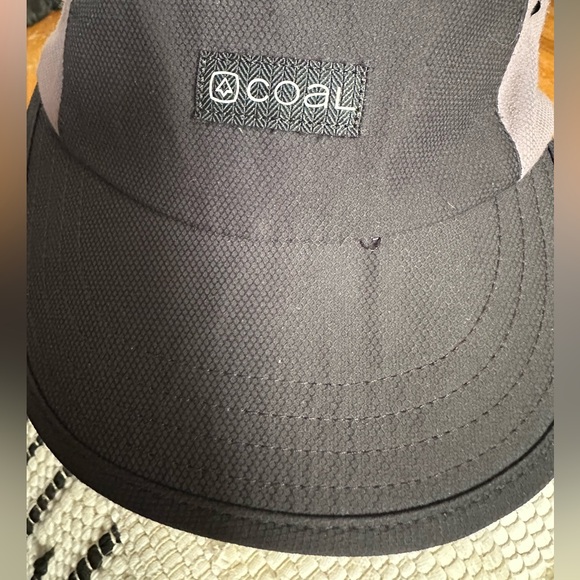 Hat - Picture 2 of 12